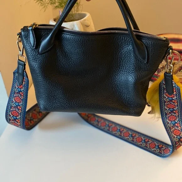 Prada handbag - Picture 3 of 13